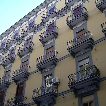 Regina Suite-3